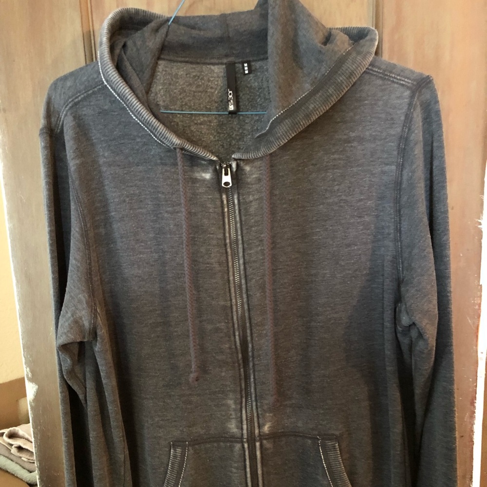 Size m light zip up hoodie